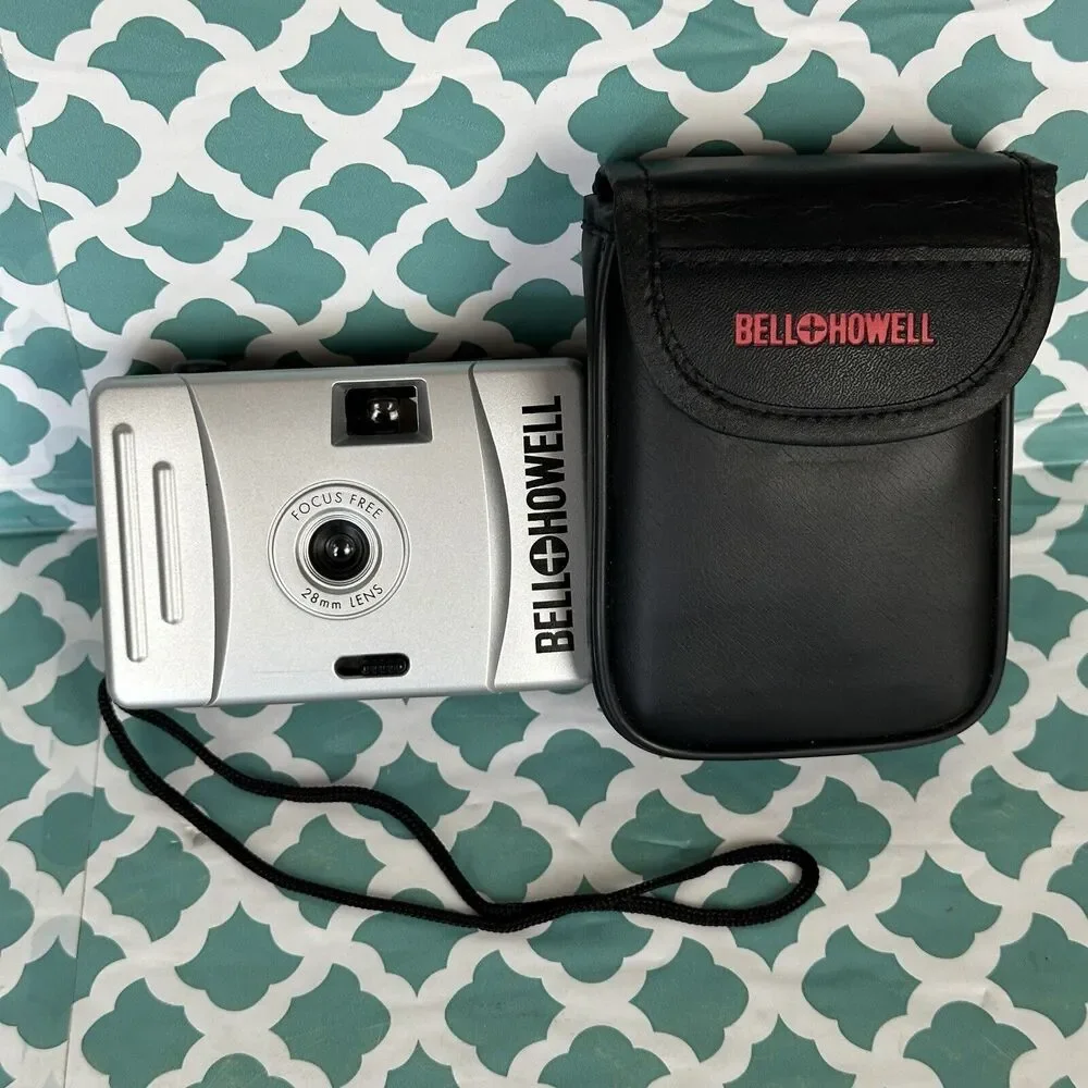 BELL & HOWELL 35MM Film Camera Focus Free 28MM‎ Lens
